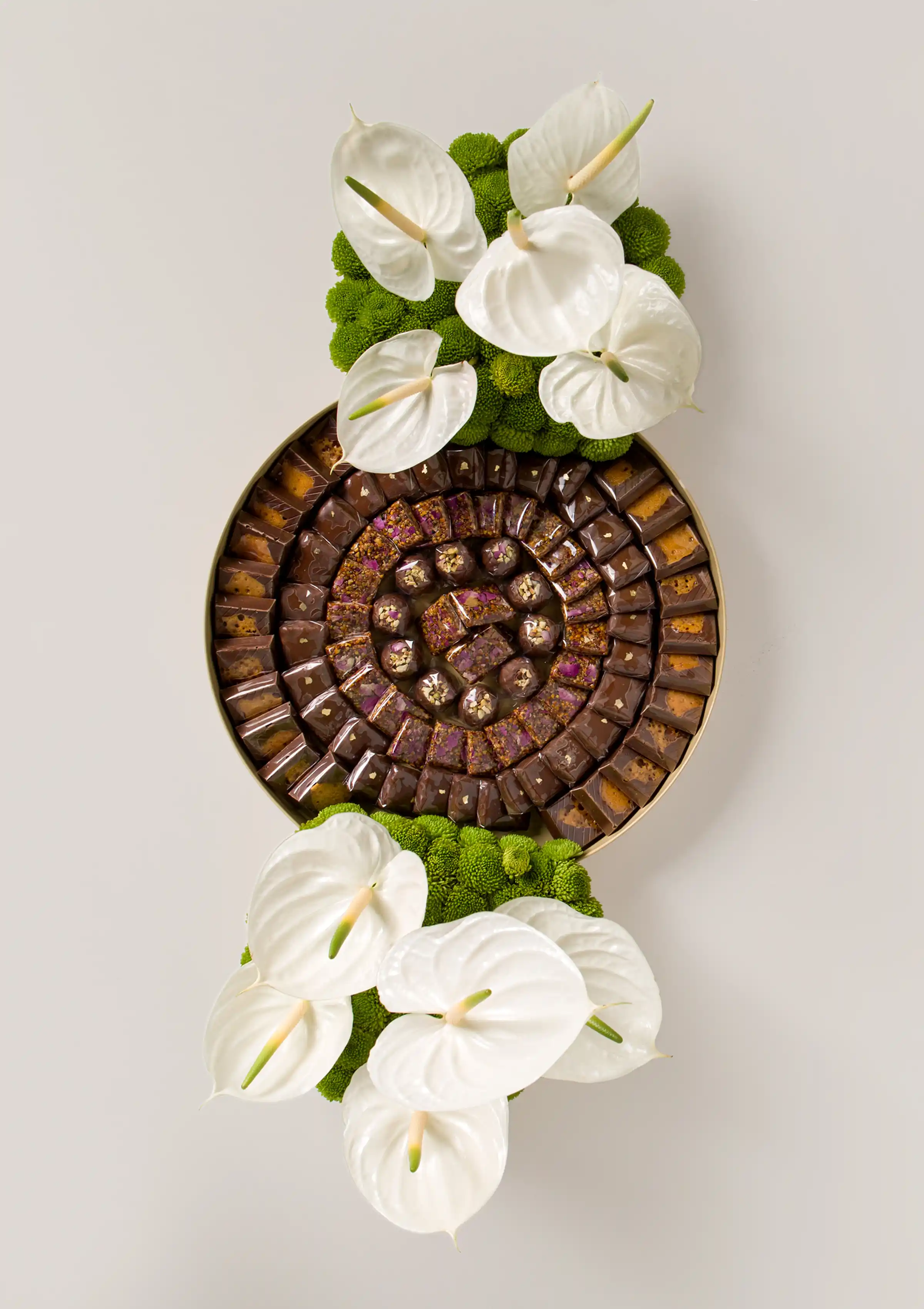 Triple the Gesture Chocolate Tray