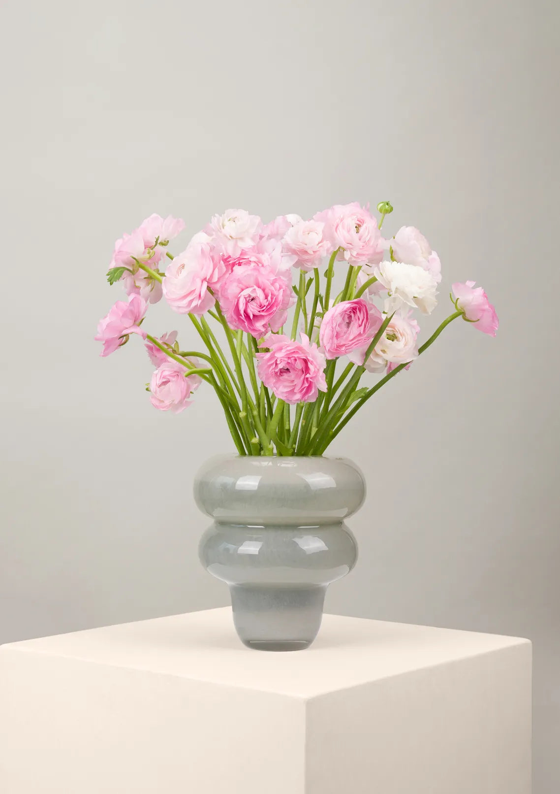 Blooming Ranunculus Flower Vase with CREAMS Sweets