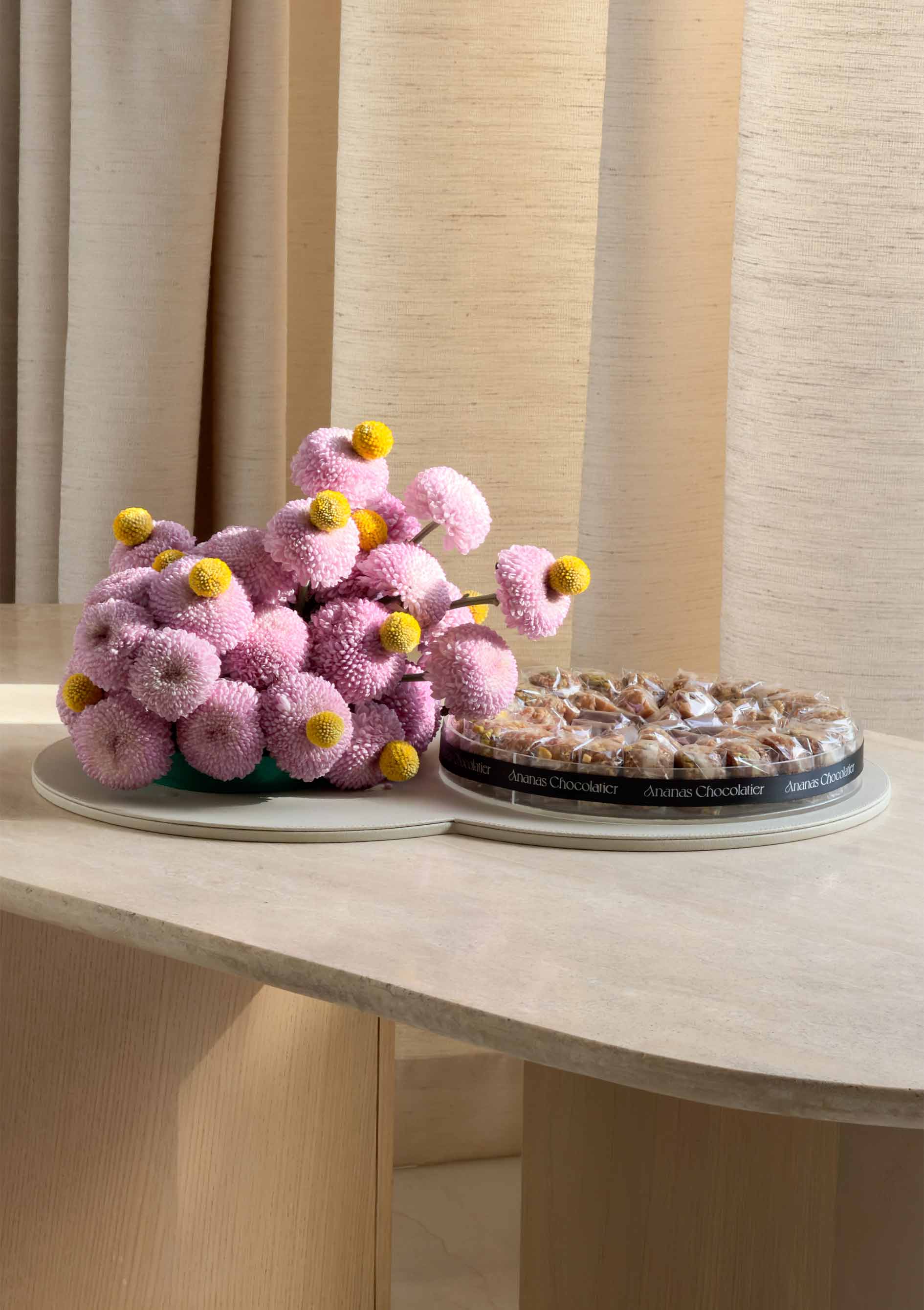 Blush Eid Bloom Tray